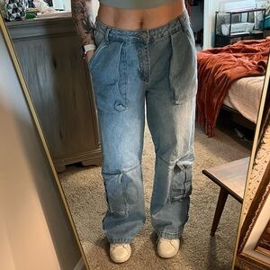 Forever 21 Wide Leg Cargo Jeans size 28
